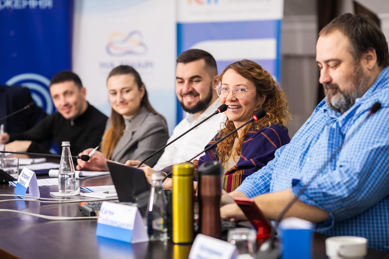Marianna Bilyk speaking on a panel