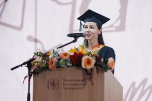 Daryna Kolmyk, valedictorian