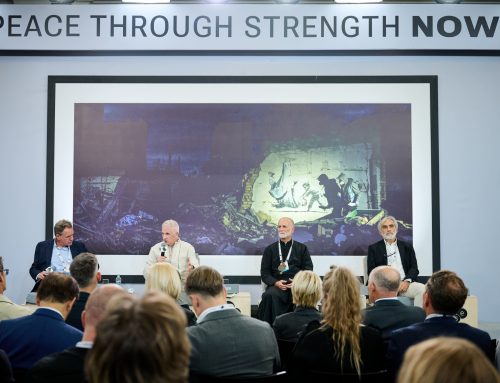 “The Golden Age of Ukraine Is Ahead”: Archbishop Borys Gudziak, Professors Yaroslav Hrytsak and Timothy Snyder Speak at the YES Conference